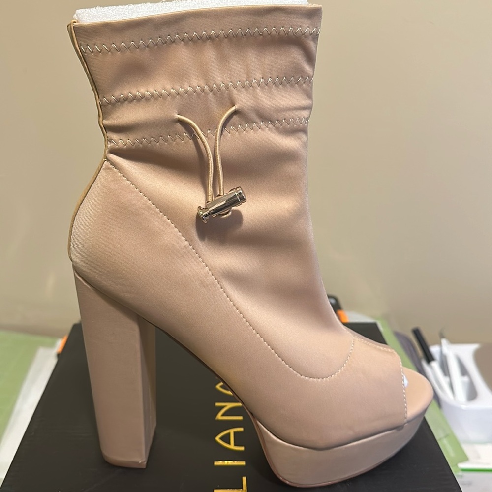 Boyfriend boots